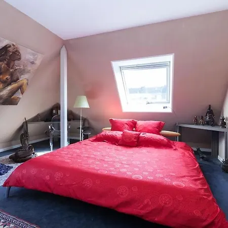 Гостевой дом Maison D'hotes- Little Indonesia Страсбург